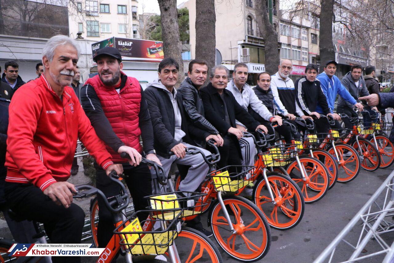 گزارش تصویری| حضور پیشکسوتان فوتبال و اهالی سینما در همایش بزرگ دوچرخه سواری