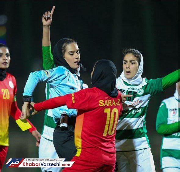 تصاویر| بزن بزن به سبک دختران فوتبالیست ایرانی