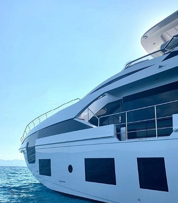 عکس| قایق تفریحی 6 میلیون یورویی کریس رونالدو