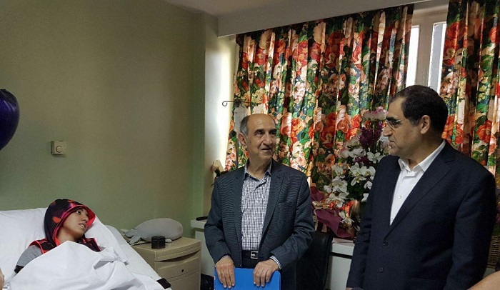 مشاور وزیر بهداشت: بیماری کیمیا علیزاده رو بهبود است