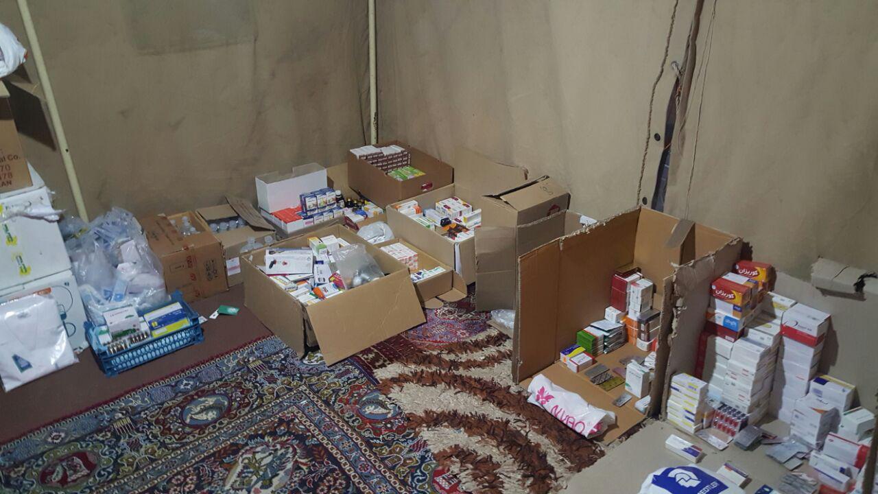 داروخانه صحرایی کمیته پزشکی فدراسیون در مناطق زلزله زده