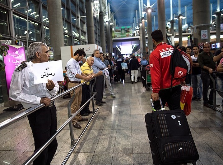 بازگشت پر حاشیه تیم ملی از دبی